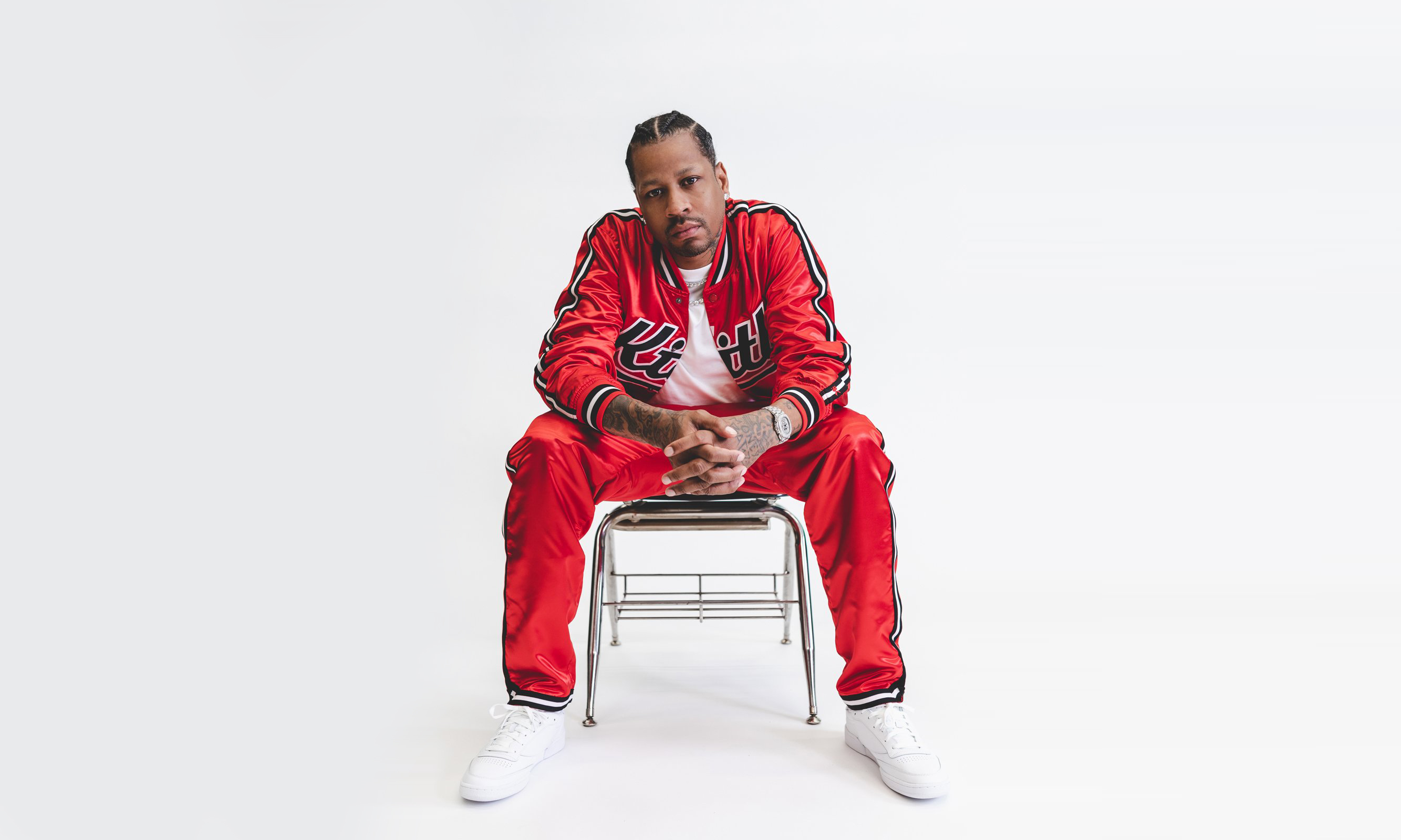 西甲半场：瓦莱拉劲射破门，埃尔切暂1-0赫罗纳（西甲半场：瓦莱拉重炮建功，埃尔切暂以1-0领先赫罗纳）