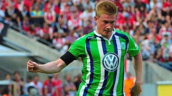 包揽9球拳打亚马尔脚踢哈兰德 姆巴佩有望破C罗神纪录（独揽9球压制亚马尔、哈兰德 姆巴佩有望冲击C罗神纪录）