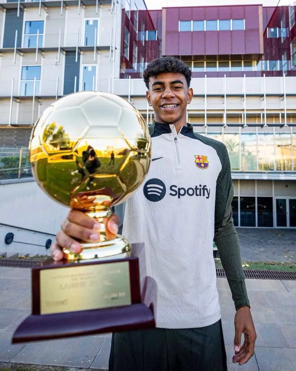 巴雷拉：意大利需要重新找回一些信心；附加赛会尽最大努力（巴雷拉：意大利亟需重拾信心，附加赛将全力以赴）