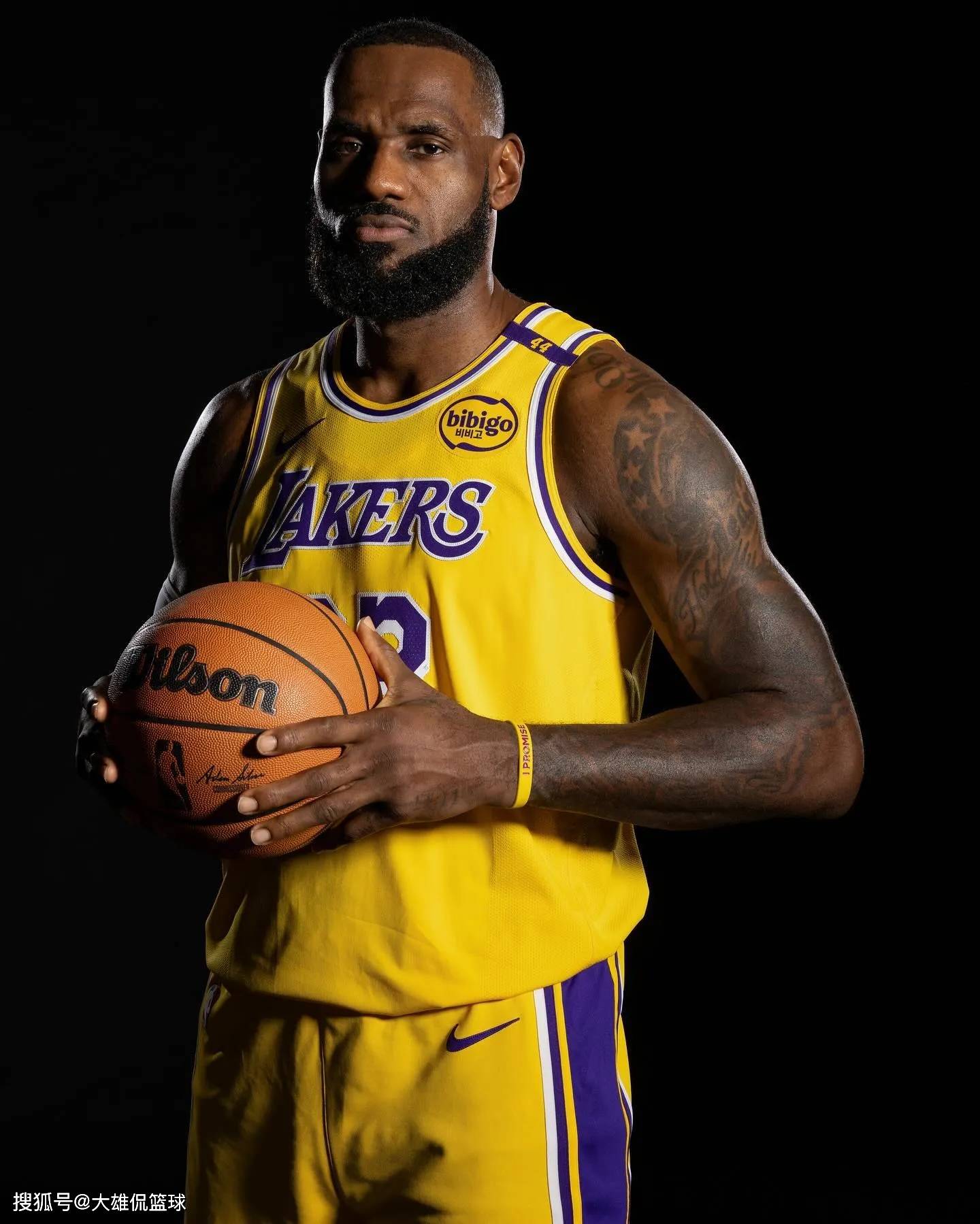 乌姆蒂蒂忆18世界杯半决赛：向比利时球迷道歉，你们队很出色（乌姆蒂蒂回顾2018世界杯半决赛：向比利时球迷致歉，赞对手表现出色）