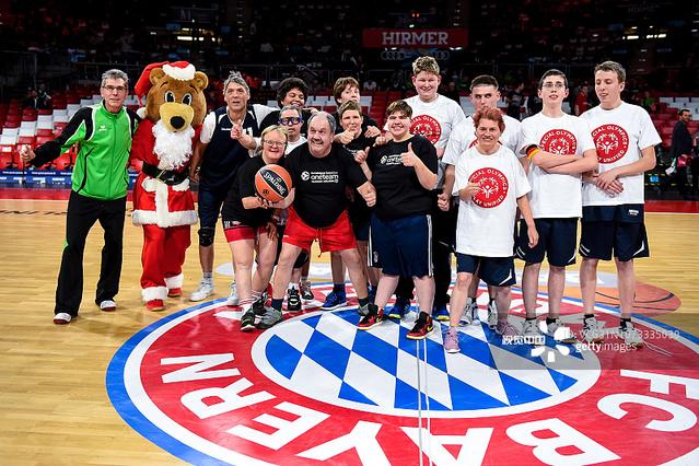 诺伊尔：第三球我知道出击会冒很大风险，当时想提前化解危险（诺伊尔谈第三球：明知出击风险极大，只想提前化解险情）