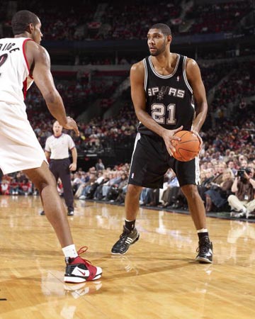 本泽马或放弃沙特天价年薪，自由身引多队争夺（本泽马或拒沙特天价合同，自由身引多队竞逐）