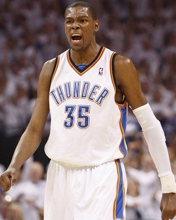 法媒：阿尔及利亚足协希望能在近期征召姆巴佩的弟弟埃唐（据法媒，阿尔及利亚足协计划近期召入姆巴佩弟弟埃唐）